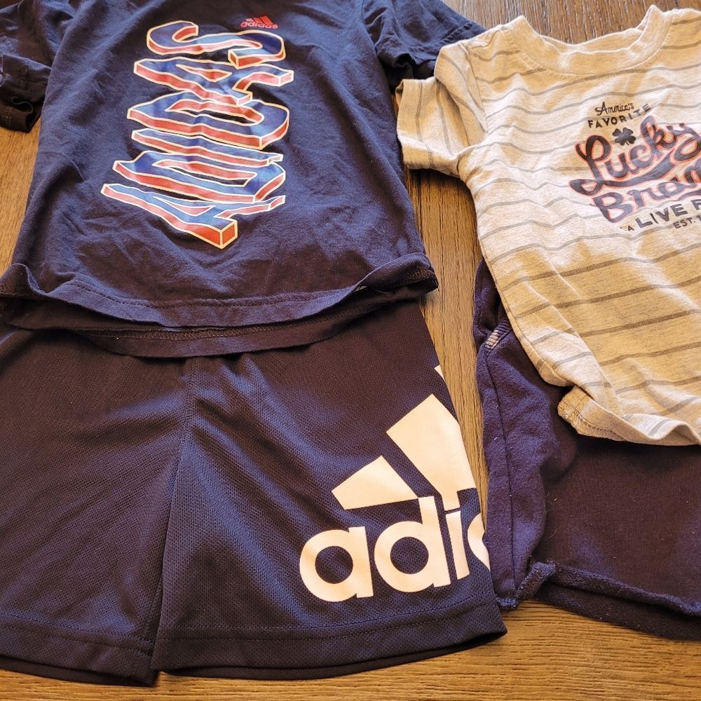 🔸️THREE🔸️Outfits - Picture 2 of 7